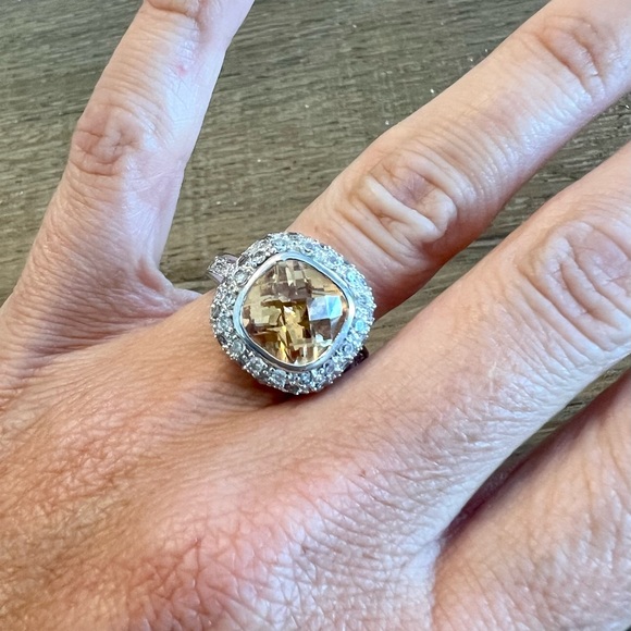 Premier Designs Cushion Cut Champagne Colored Ring - Picture 3 of 11